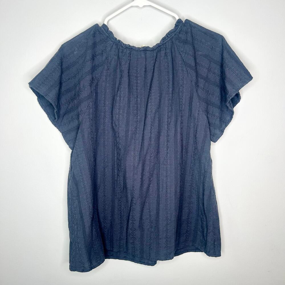 Marine Layer Lana Navy Textured V Neck Top - Picture 6 of 6